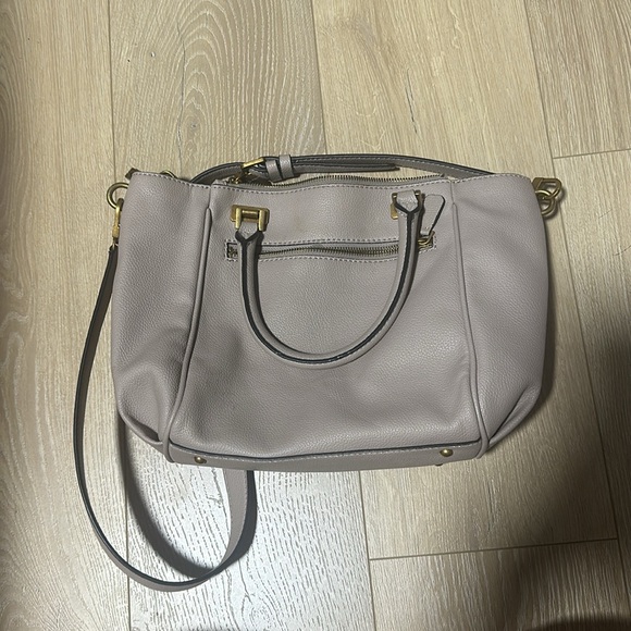 Guess Purse - Picture 2 of 3